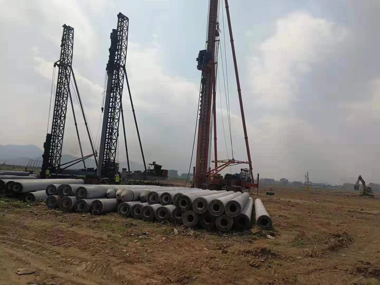 珠海华润化学材料三期50万吨聚酯项目桩基础分包工程-2019年10月21日现场情况
