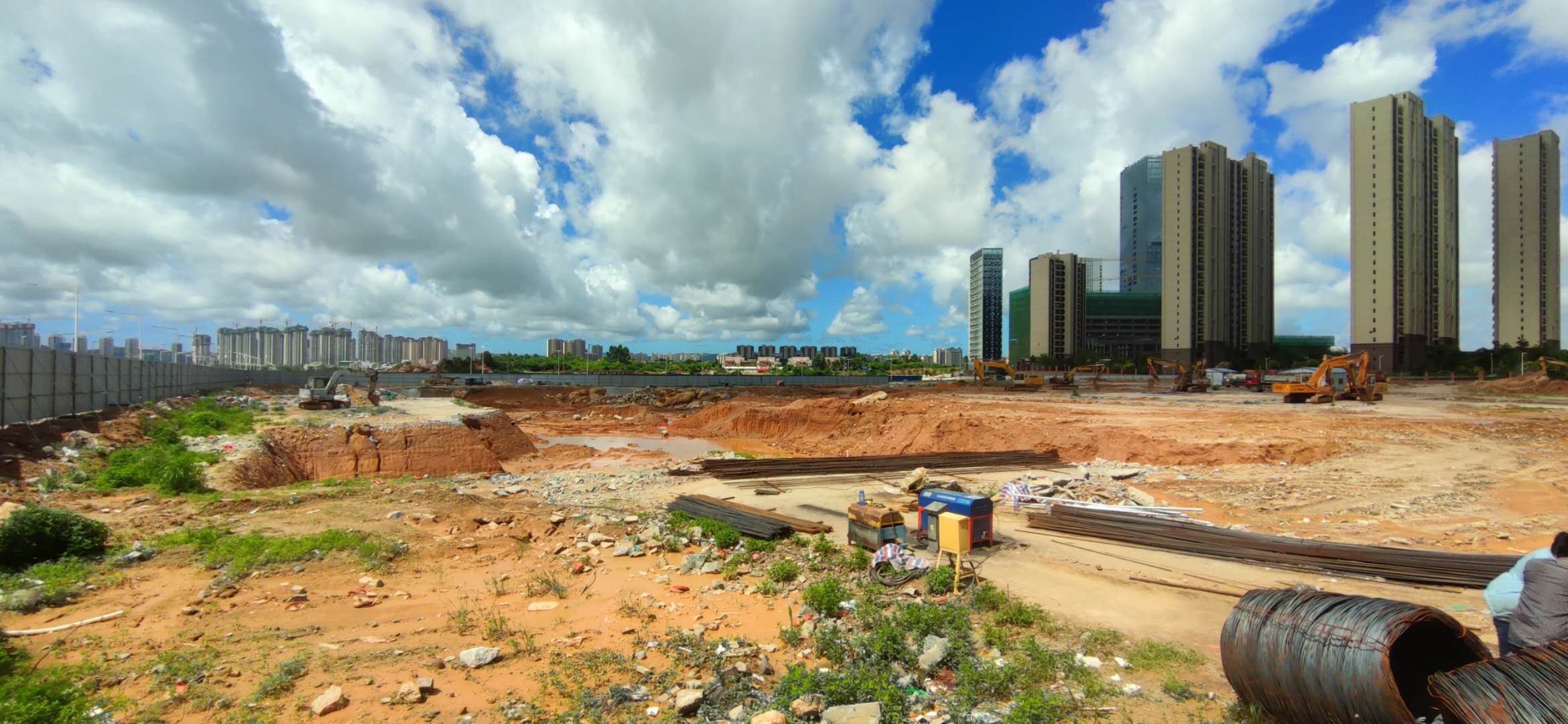 星河汕尾东涌基坑支护工程施工现场