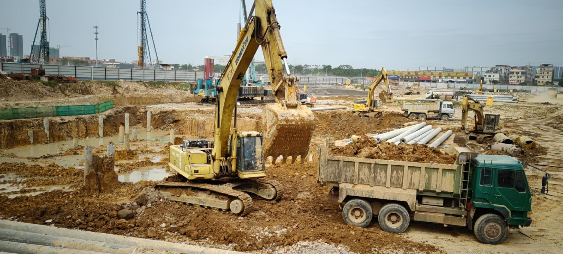 星河梧桐湾花园项目现场