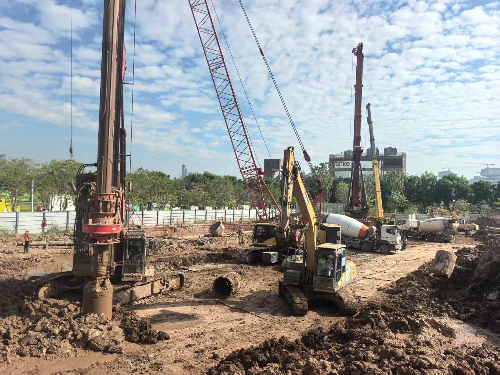 牡丹苑一期项目基坑工程2025.11.24-11.30施工剪影